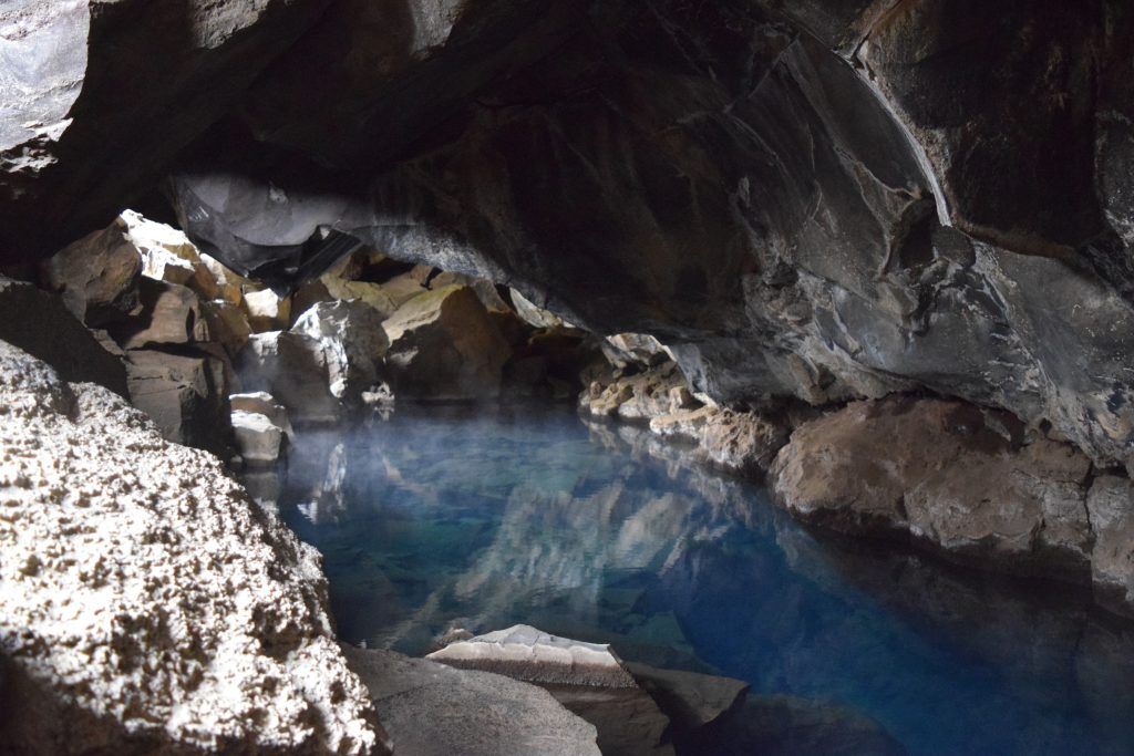 Cueva de Juego de Tronos en Islandia