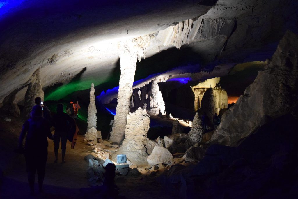 Cuevas Laos